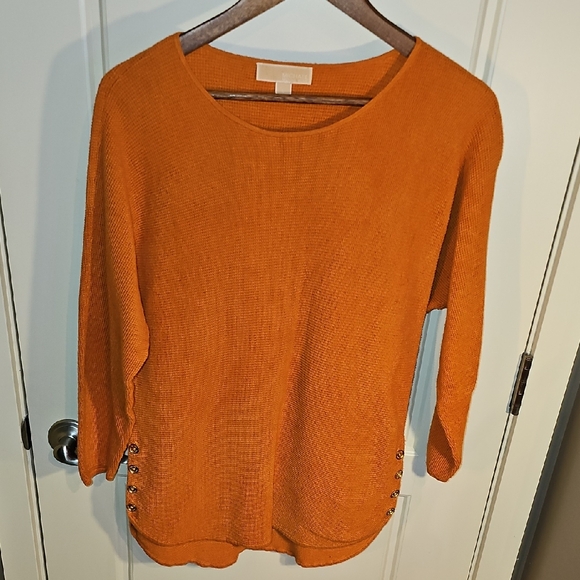 Michael Kors Sweaters - Michael Kors Orange Knit Sweater. SIZE L